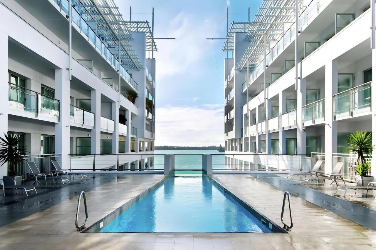 Waterfront Seaview Hotel Apartment - Same Building Block As Auckland Hilton Exterior photo