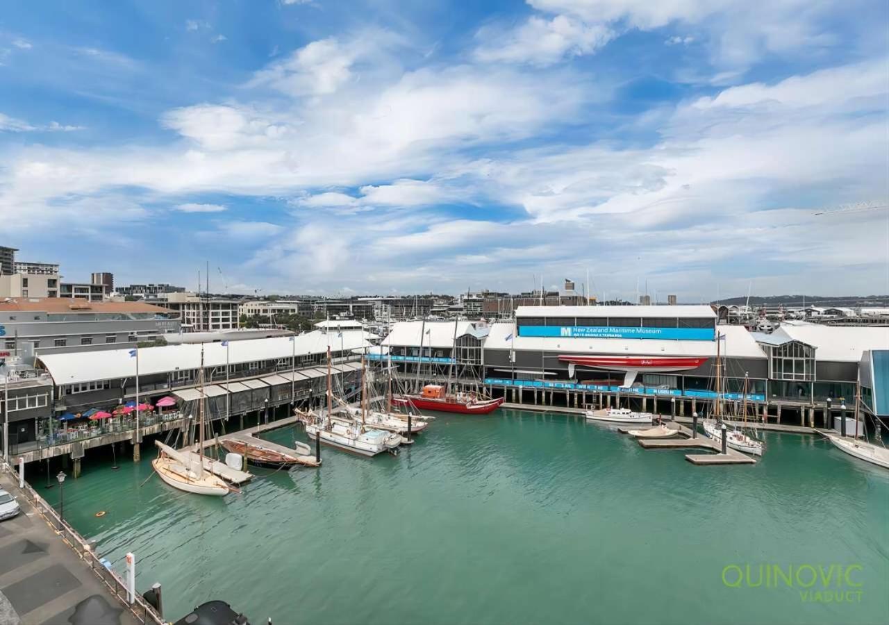 Waterfront Seaview Hotel Apartment - Same Building Block As Auckland Hilton Exterior photo