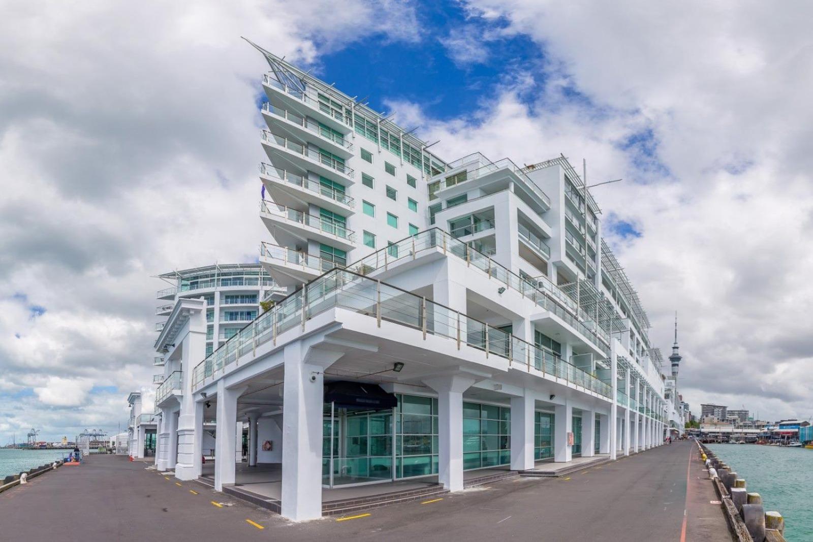 Waterfront Seaview Hotel Apartment - Same Building Block As Auckland Hilton Exterior photo